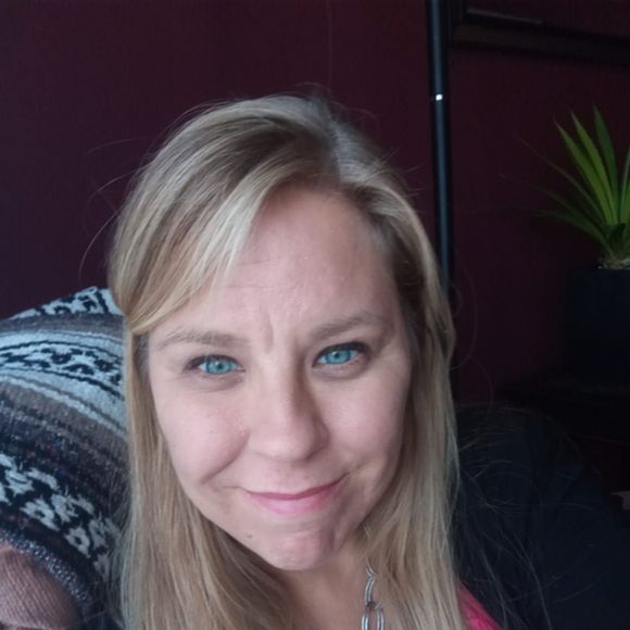 Meet your Posher, Dana - Picture 1 of 1